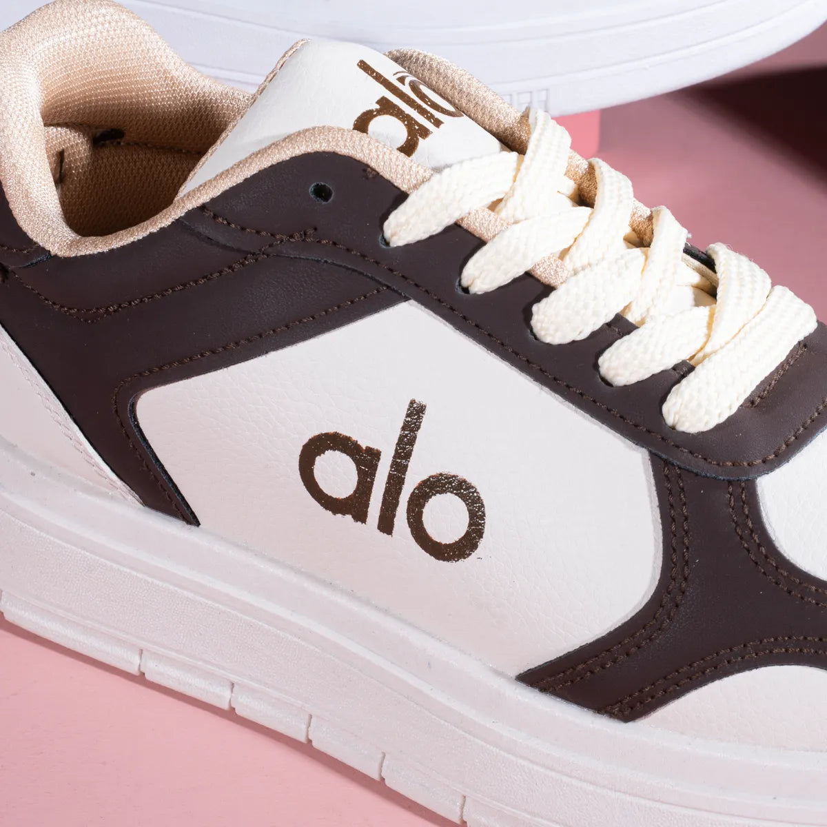 ALO Sneakers Raa3