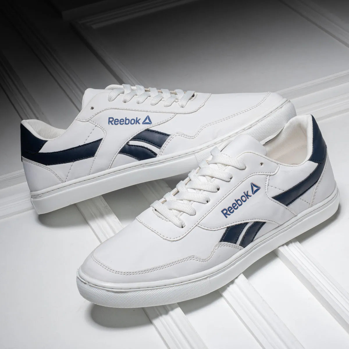 Reebok flat