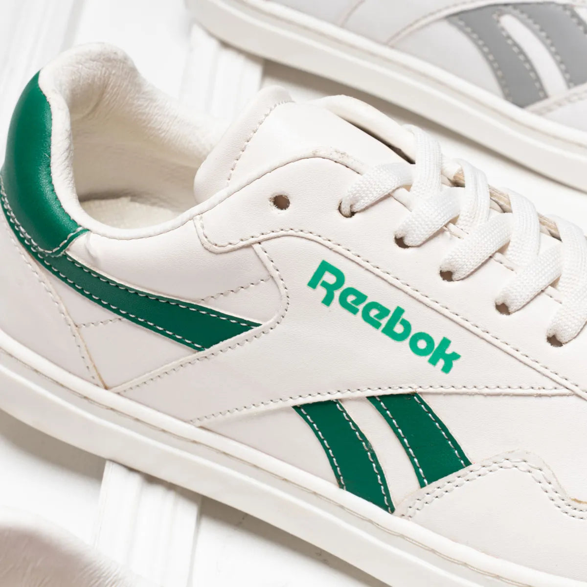 REEBOK01_V