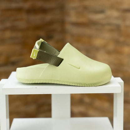 Nike Calm Mule