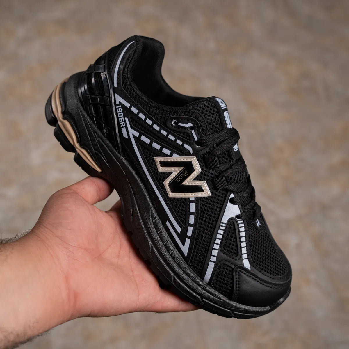 New Balance SV64