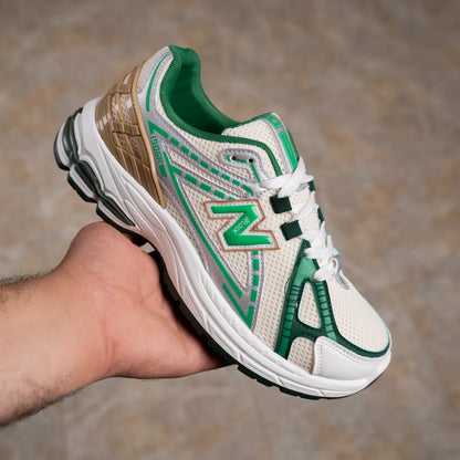 New Balance SV64