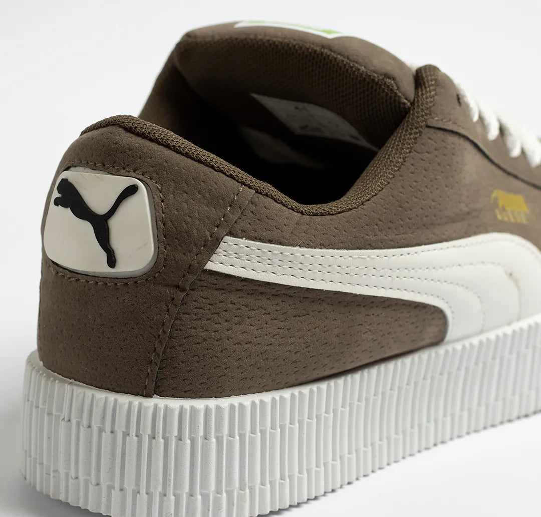 Smart sneaker